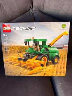 LEGO Technic John Deere 9700 Forage Harvester 42168