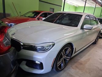 2016 BMW 740i