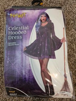 Witch halloween costume with choker necklace