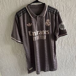 Real Madrid Soccer Ball Size M And 2X