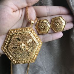 22k Gold Plated Indian Jewelry Set Chain Studs Pedant 