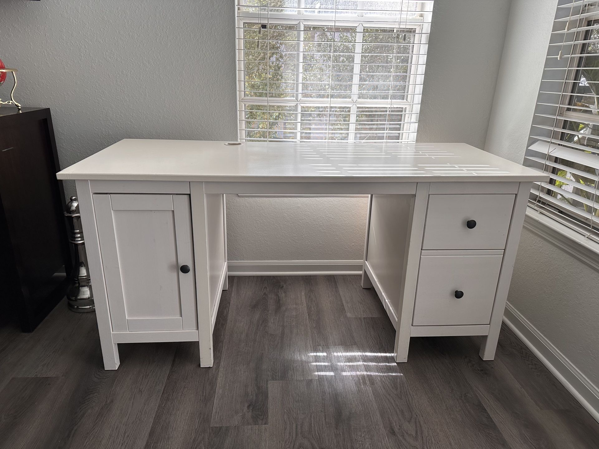IKEA HEMNES Desk - White