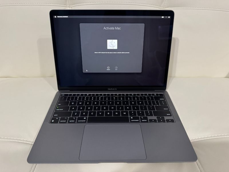 Apple MacBook Air 2020 M1 A2337 with Touch ID 13.3" - FOR PARTS and REPAIR - Read!