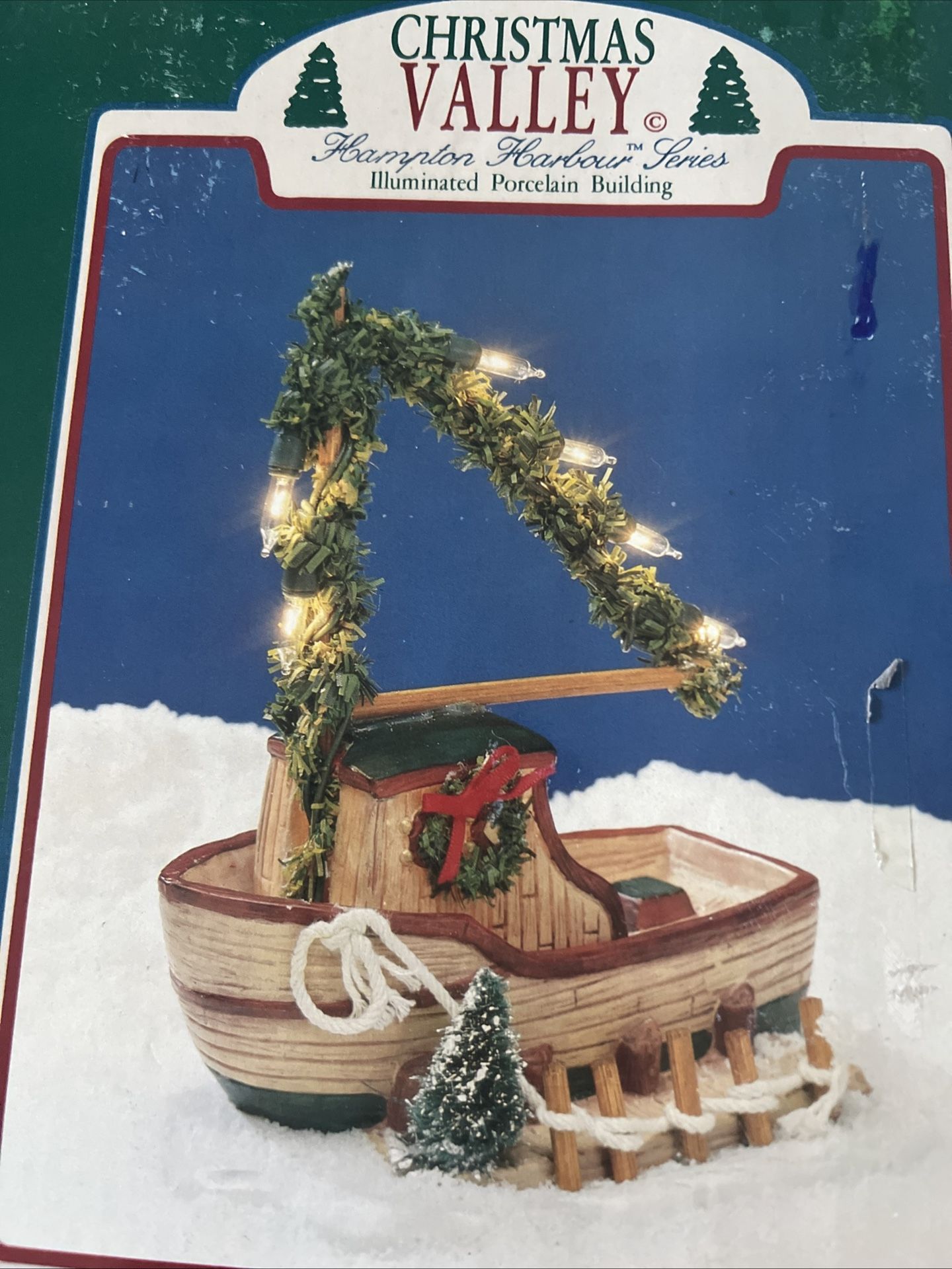 VTG Christmas Valley Hampton Harbor Series Illuminated Porcelain Sail Boat 1991