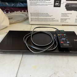 DVD & Blu-ray Players