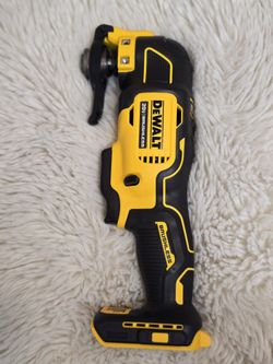 DeWalt 20V MAX Brushless Oscillating Tool – Brand New