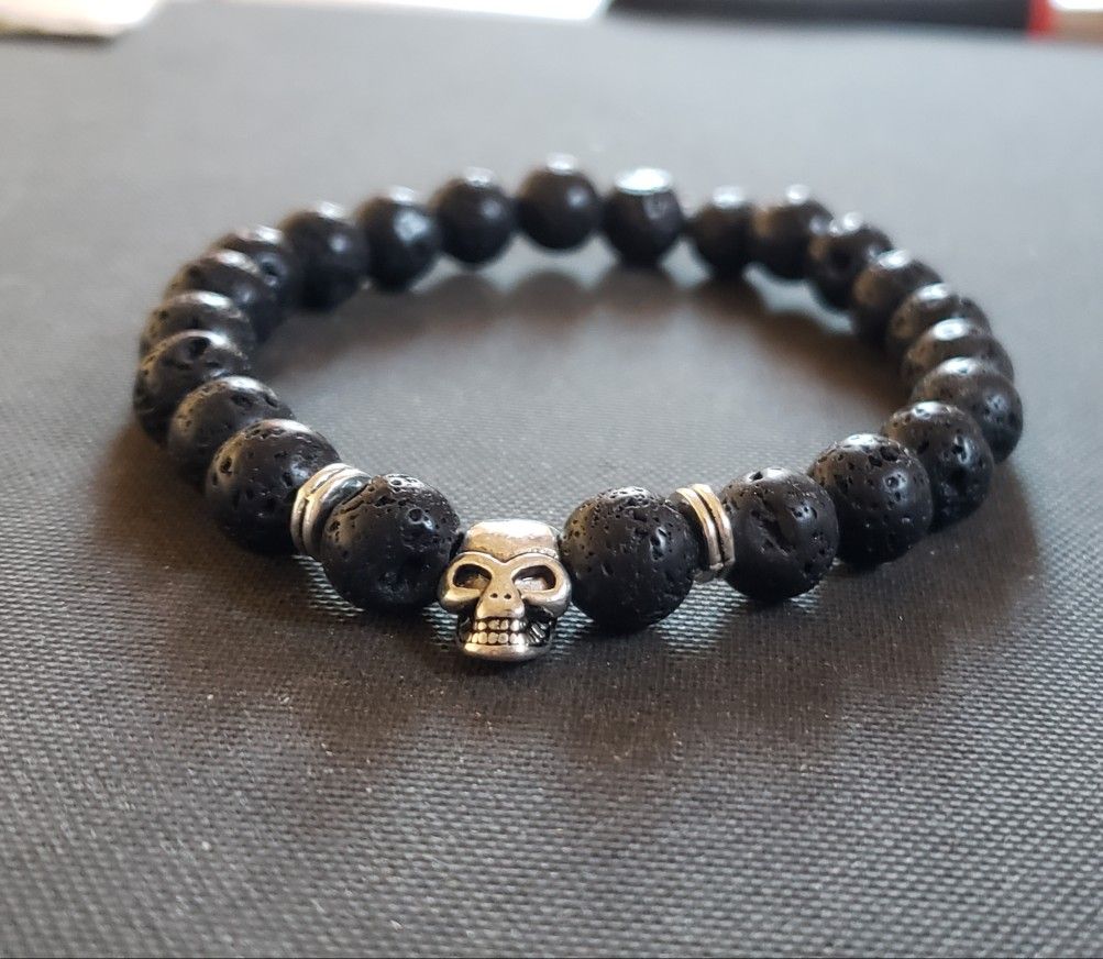 .NATURAL STONE - Skull Lava Rock Oil Essential Bracelet (healing,power,calm emotions, could have a lot of Health Benefits)