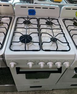 Avanti White 4-Burner Gas Range 20”, Great For Compact Units