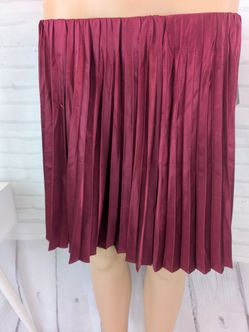 Nwt Lulus mini skirt Junior size M