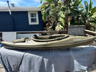 Fishing kayak