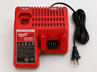 Milwaukee M12 M18 Dual Battery Charger