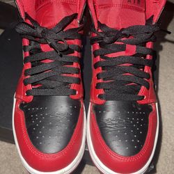 Jordan 1 Mid Size 8