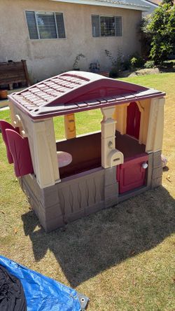 Kids Outdoor Toy House