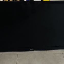 45 Inch Samsung Not Smart No Stand 