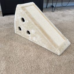 Cat Scratcher- Unused 