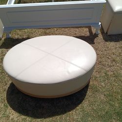 White Leather Automanm With 2 Stools