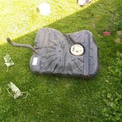 Gas Tank 01 Grand Cherokee