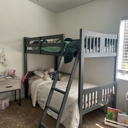 Kids Bunkbed 