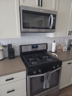 Whirlpool microwave and stove
