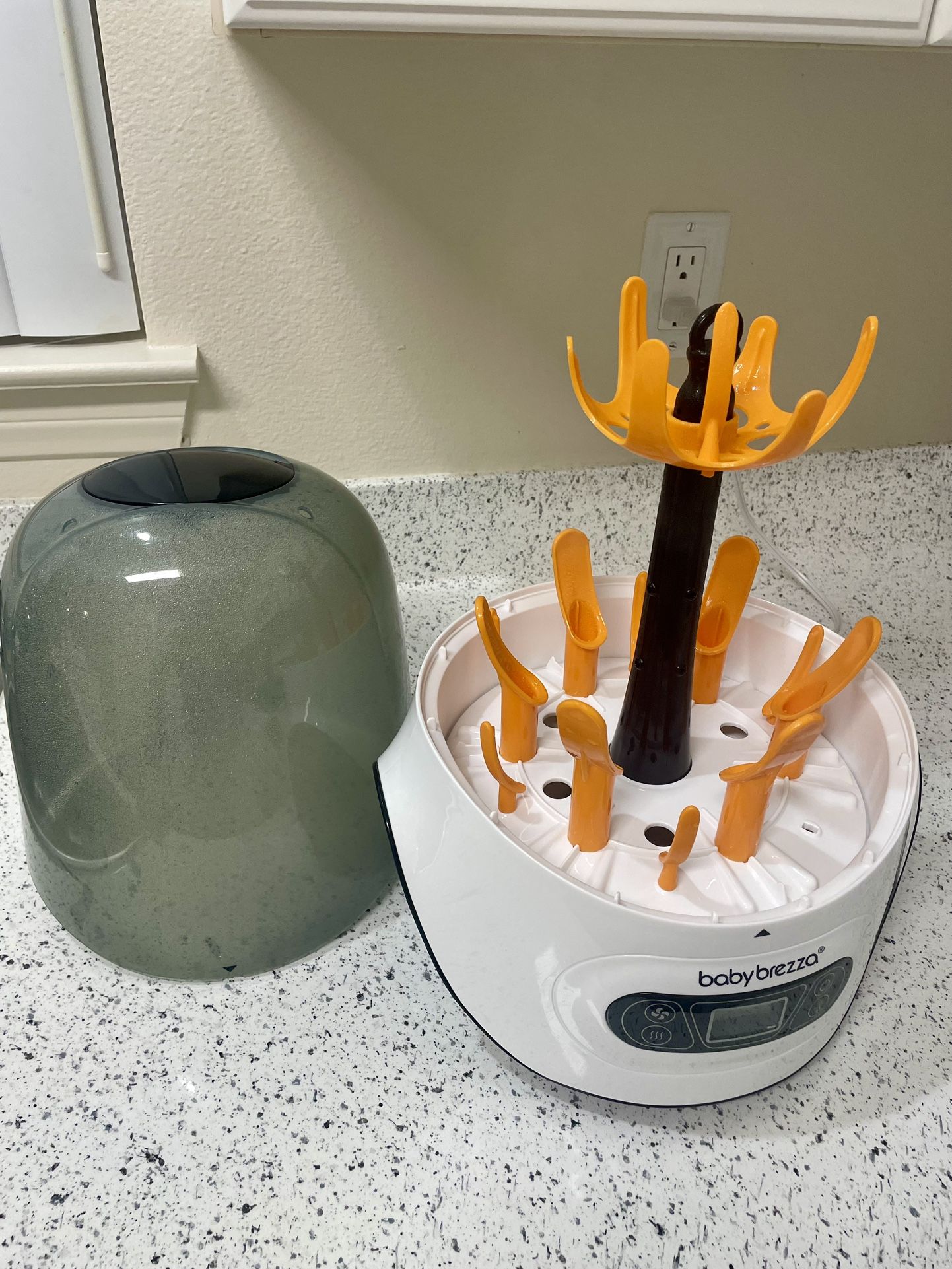 Baby Brezza Used With Damage Sterilizer And Dryer