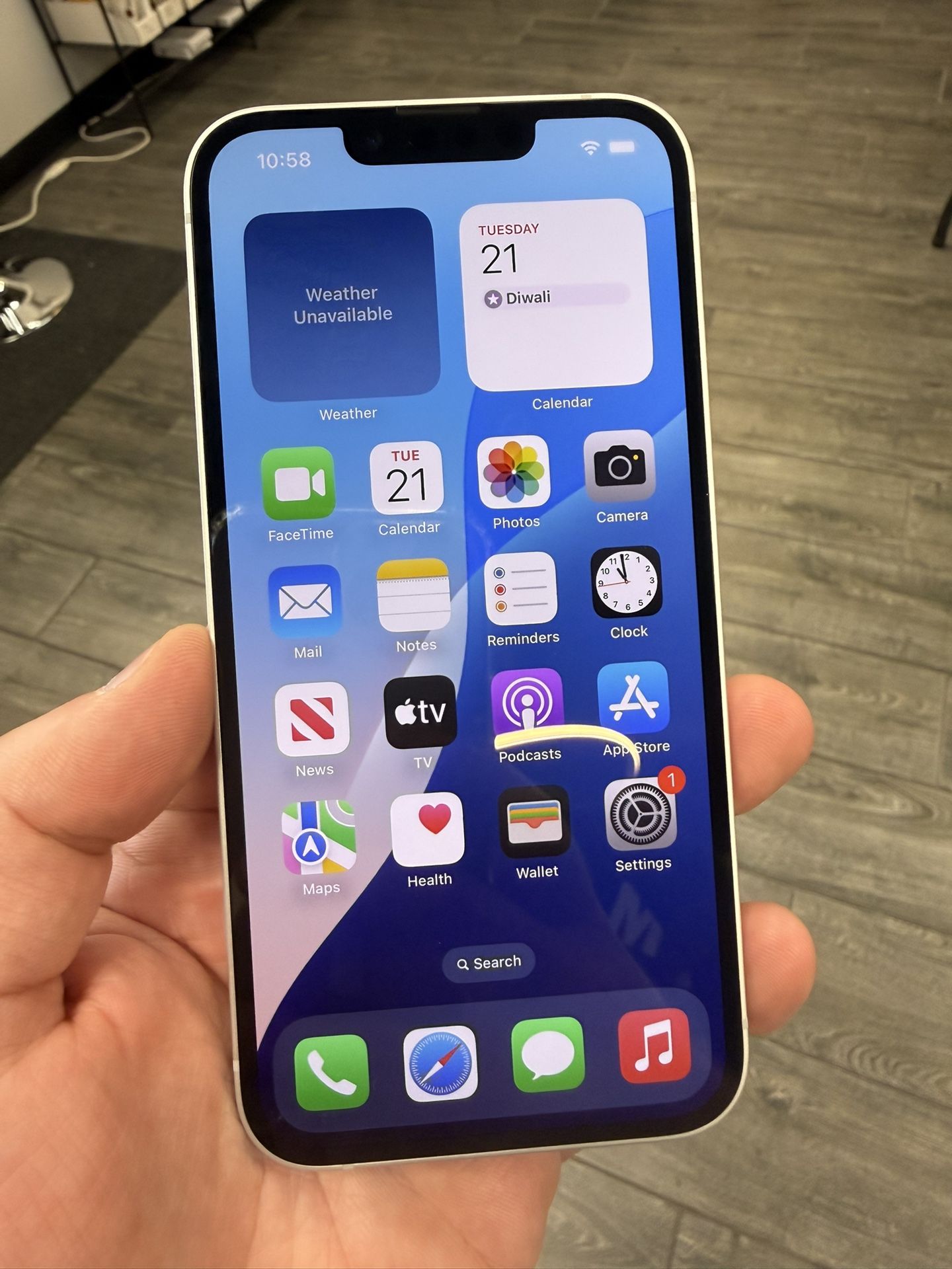 iPhone 16e 128gb White Unlocked