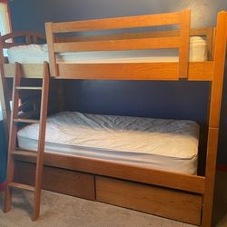 Stanley Furniture Kids Bunk bed Set