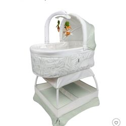 True bliss sweetli Calm Baby Bassinet