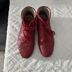 Gucci Red Embossed Leather Low-Top Sneaker, size 11.5