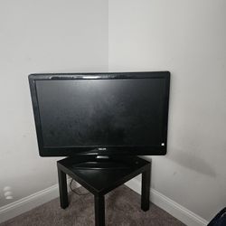 42" Panasonic TV
