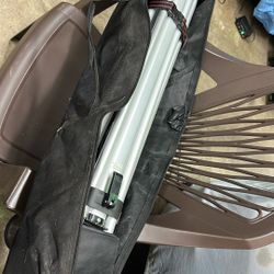 Tripod for satellite dish