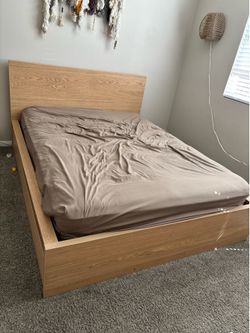 Queen size bed frame