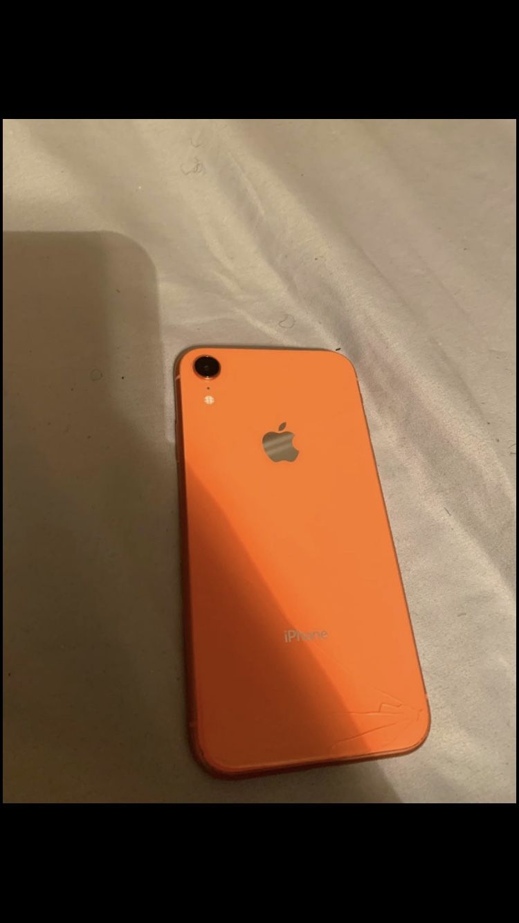 iPhone XR (Orange)