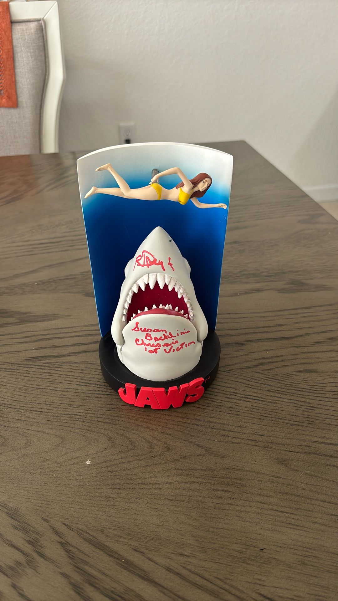 Jaws Richard Dreyfuss Susan Backlinie Signed Shark Statue