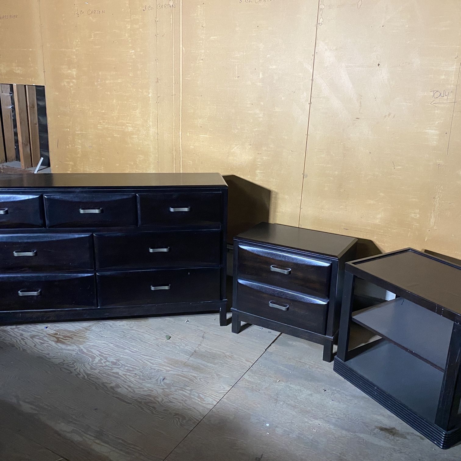 Cappuccino Color Dresser, Night Stand And End Table 
