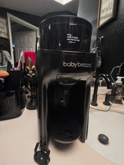 Baby Brezza Formula Pro Advanced WiFi Formula Dispenser