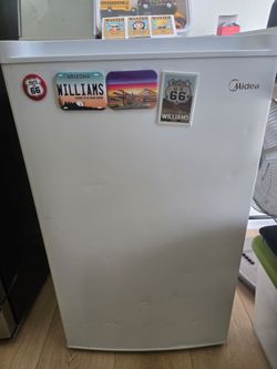 Freezer 3 5 cu - Midea