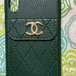 Wallets, Cardholders, Hats, Airpods, Keychains 