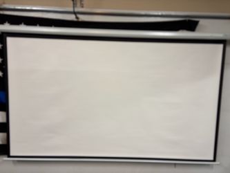 Projector Screen