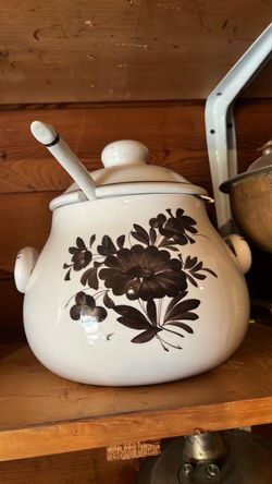 soup decoration pots
