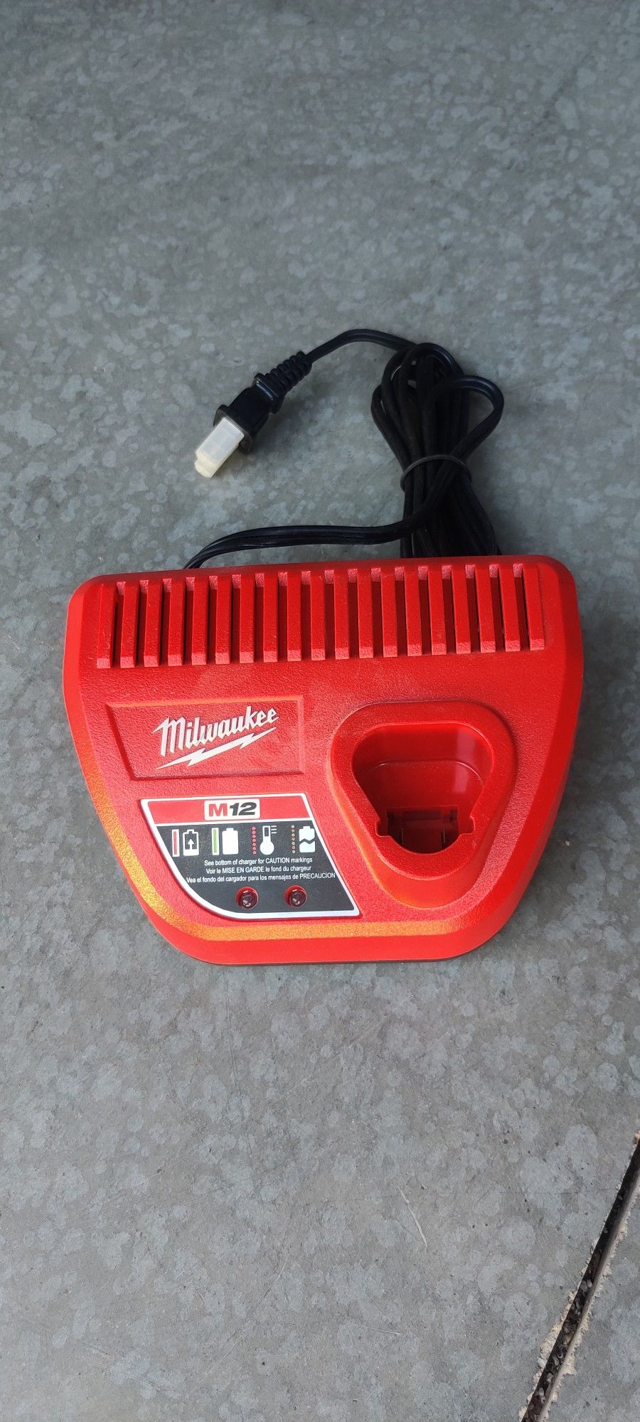 Milwaukee M12 12 Volt Battery Charger Lithium Ion, w/LED Indicating, Red