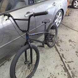 24 Inch Free Agent Bike