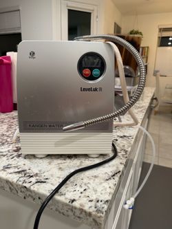 Enagic Kangen LeveLuk R Water Ionizer TYH-71