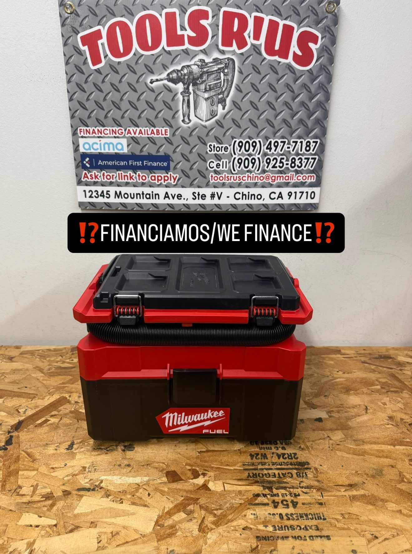 M18 FUEL PACKOUT 18-Volt Lithium-Ion Cordless 2.5 Gal. Wet/Dry Vacuum (Vacuum-Only)**(FINANCIAMOS/WE FINANCE)**