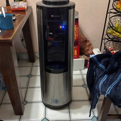 Glacier Bay Water Dispenser 