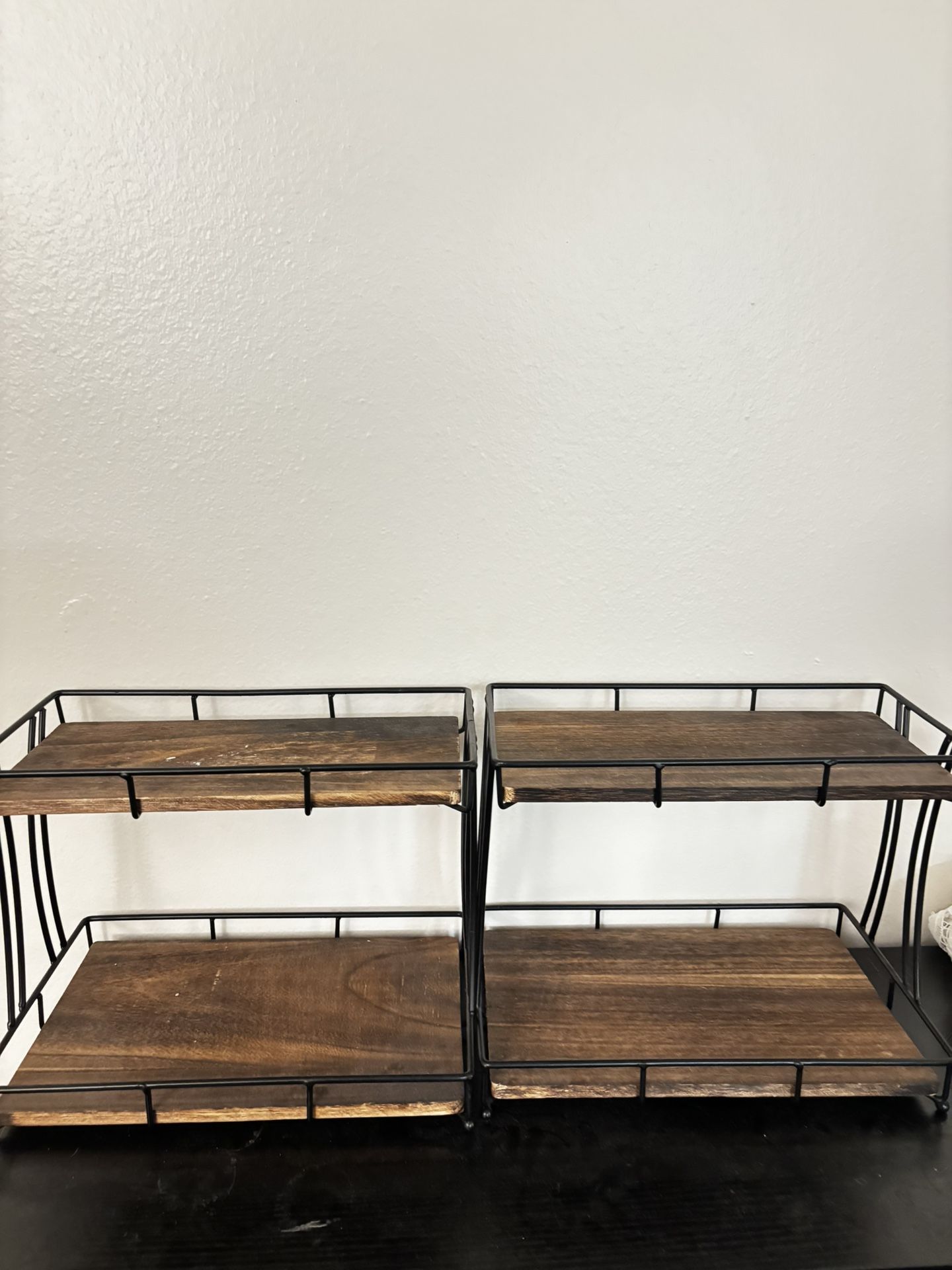 2-Tier Organizer