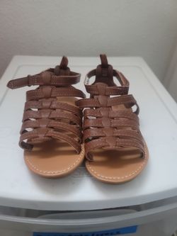Girl shoes/sandals
