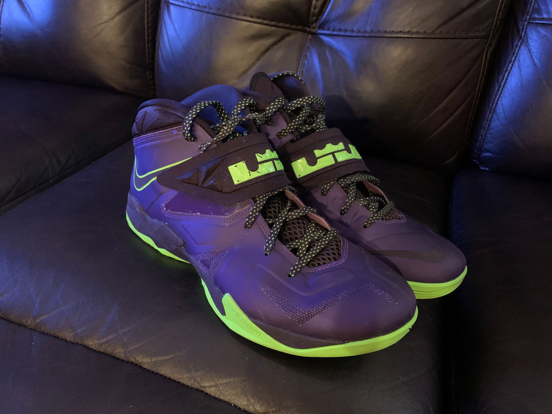 Nike LeBron soldier 7 shoes