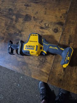Reciprocating tool sawsaw