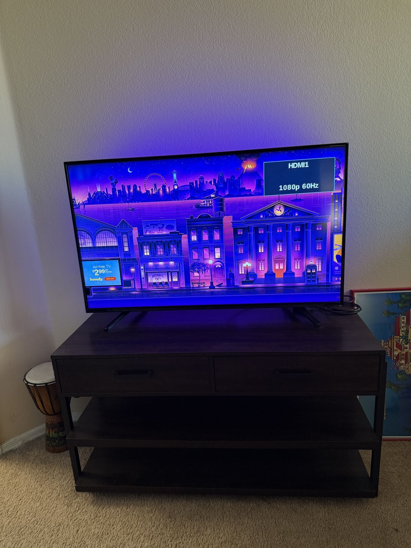 TV Stand & TV