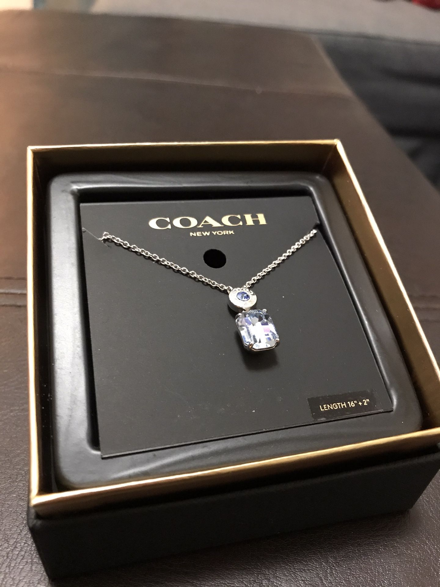 Necklace Coach